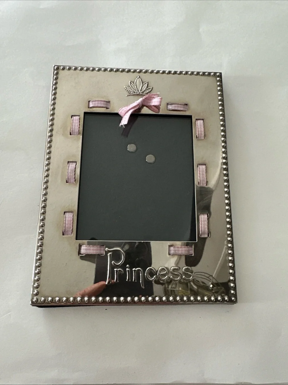 SILVER PLATE PRINCESS FRAME RIBBON THREADING PICTURE FRAME FITS 4X6